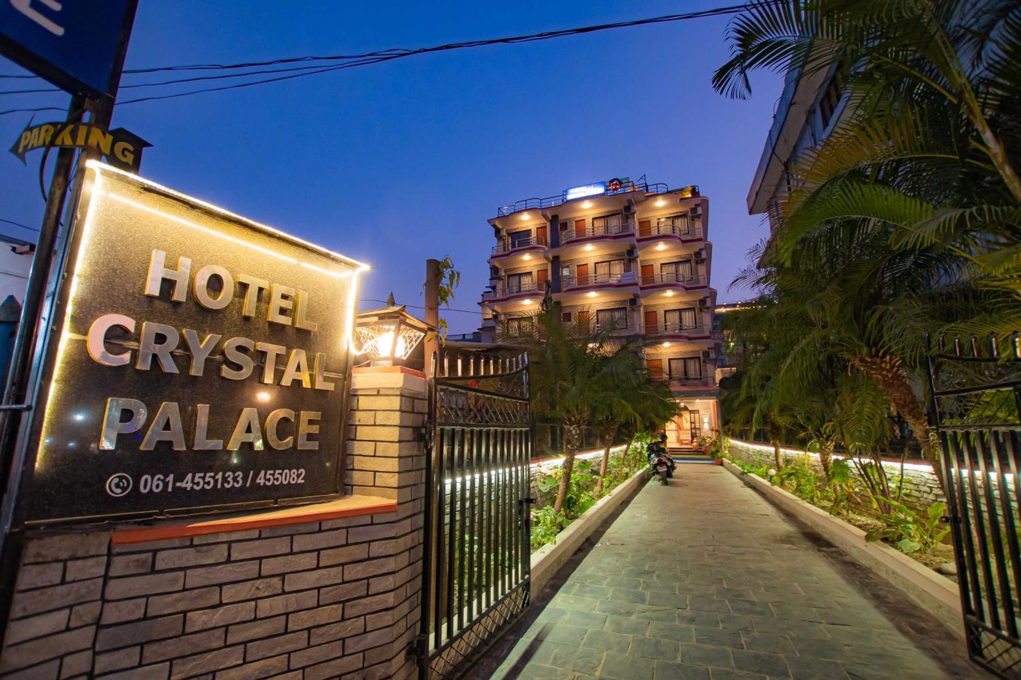 Hotel Crystal Palace Pokhara Eksteriør bilde