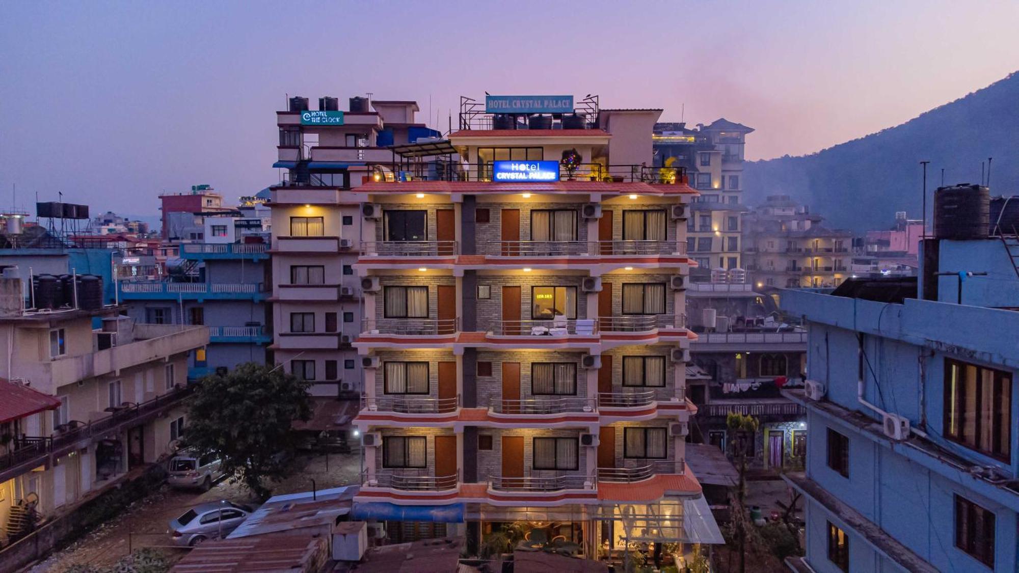 Hotel Crystal Palace Pokhara Eksteriør bilde