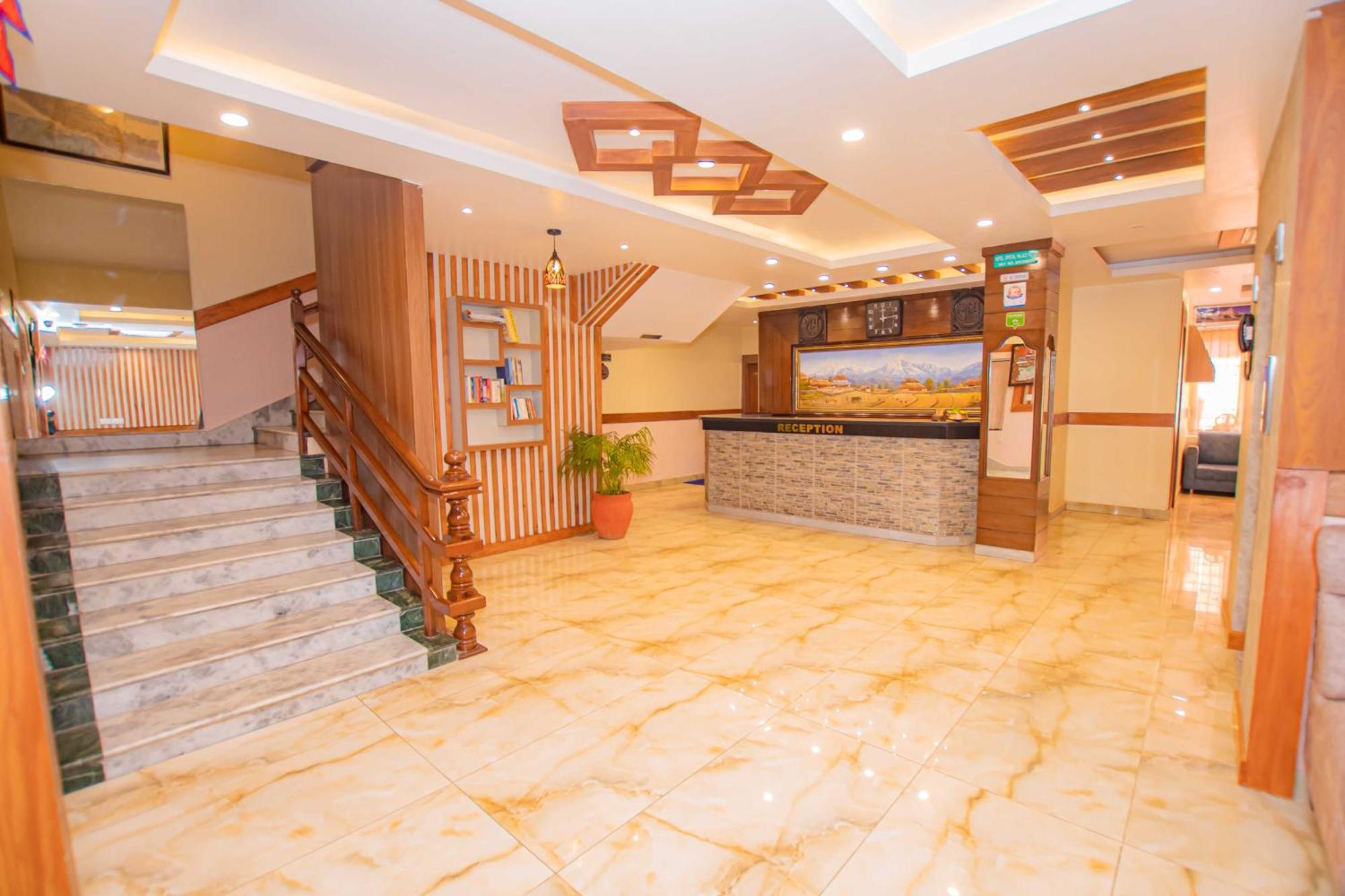 Hotel Crystal Palace Pokhara Eksteriør bilde