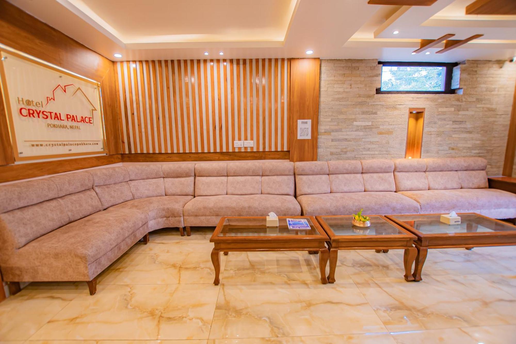Hotel Crystal Palace Pokhara Eksteriør bilde